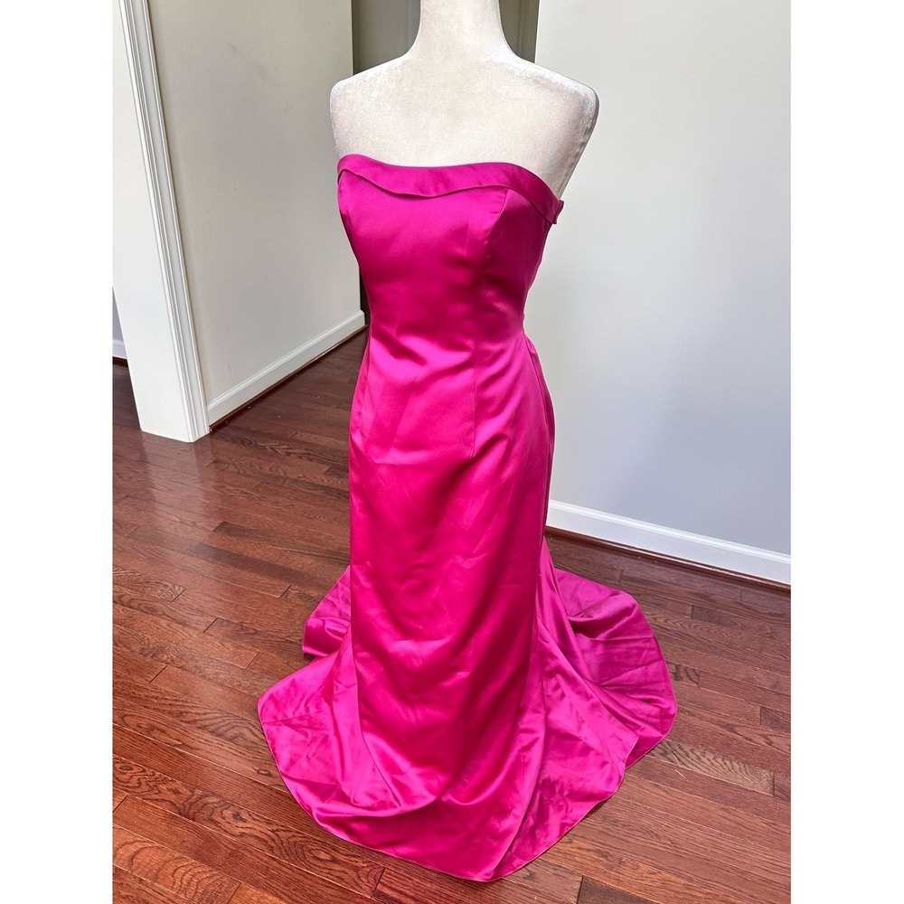 David's Bridal Fuchsia Strapless Fit & Flare Dainty Simple Gown Dress w Train - Picture 5 of 12